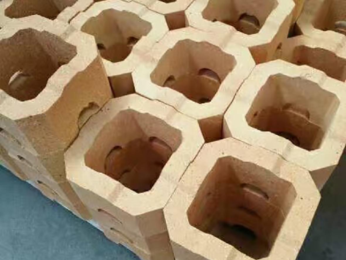 Low porosity clay octagonal tube brick