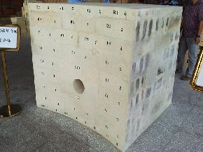 Combination bricks for blast furnace tapping hole